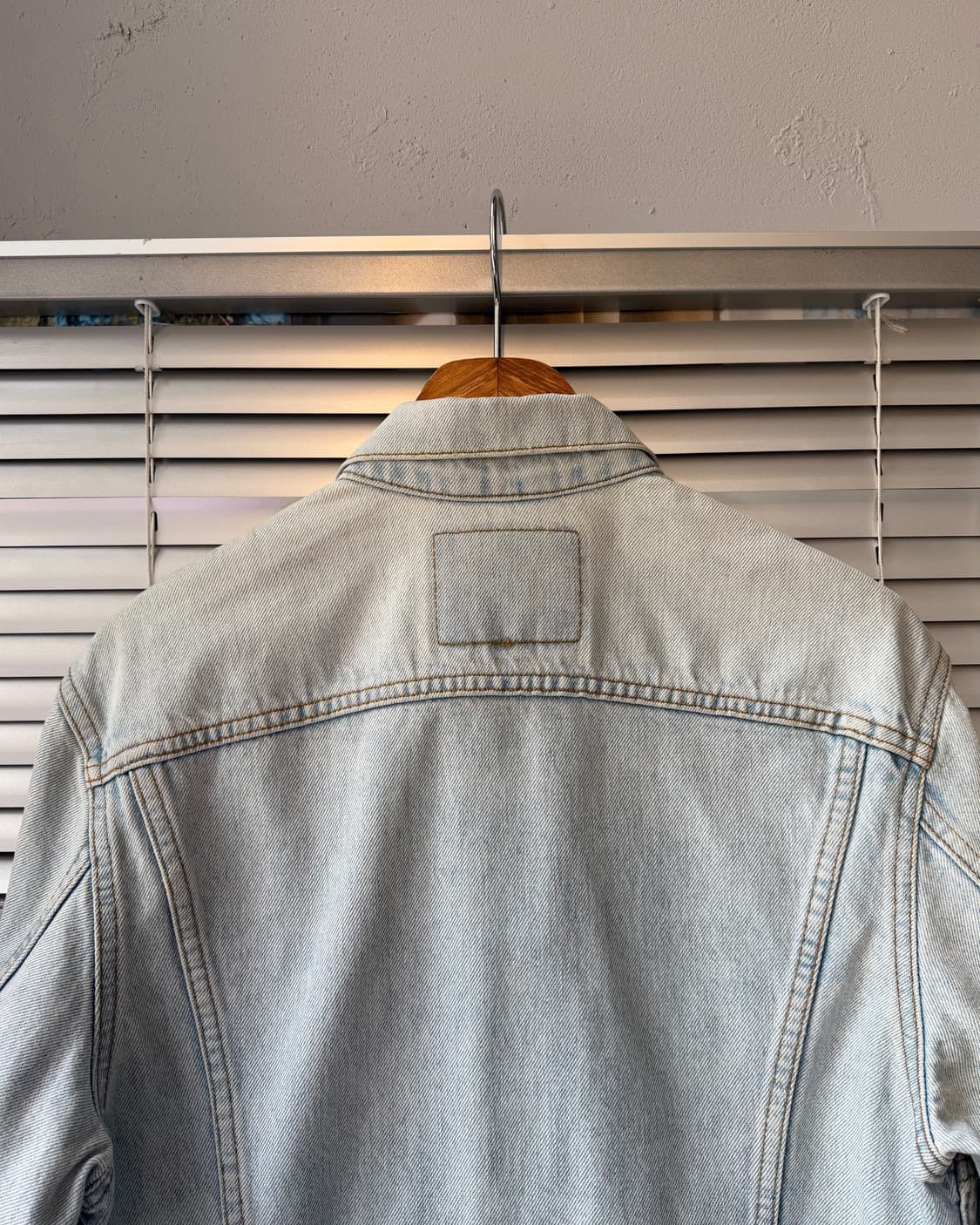 Levis 90s 70503-02 washed denim 트러커 자켓  상품이미지7