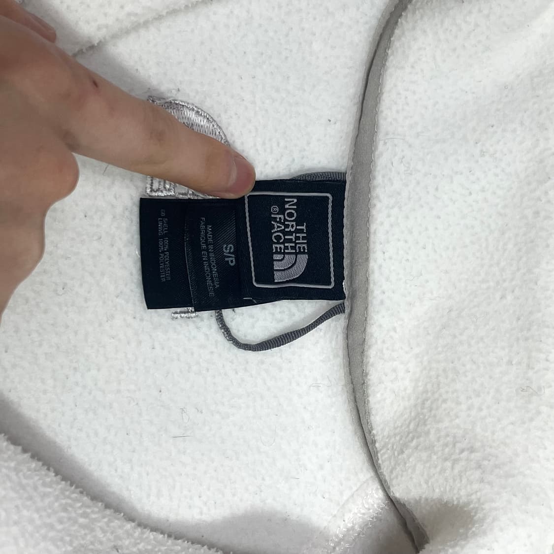 노스페이스 화이트 플리스 집업 자켓 여성S 상품이미지3