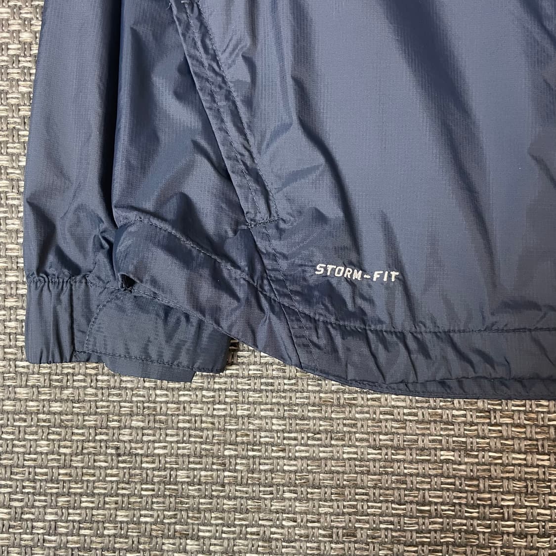 나이키 스톰핏 아스날 패커블 바람막이 L 상품이미지4