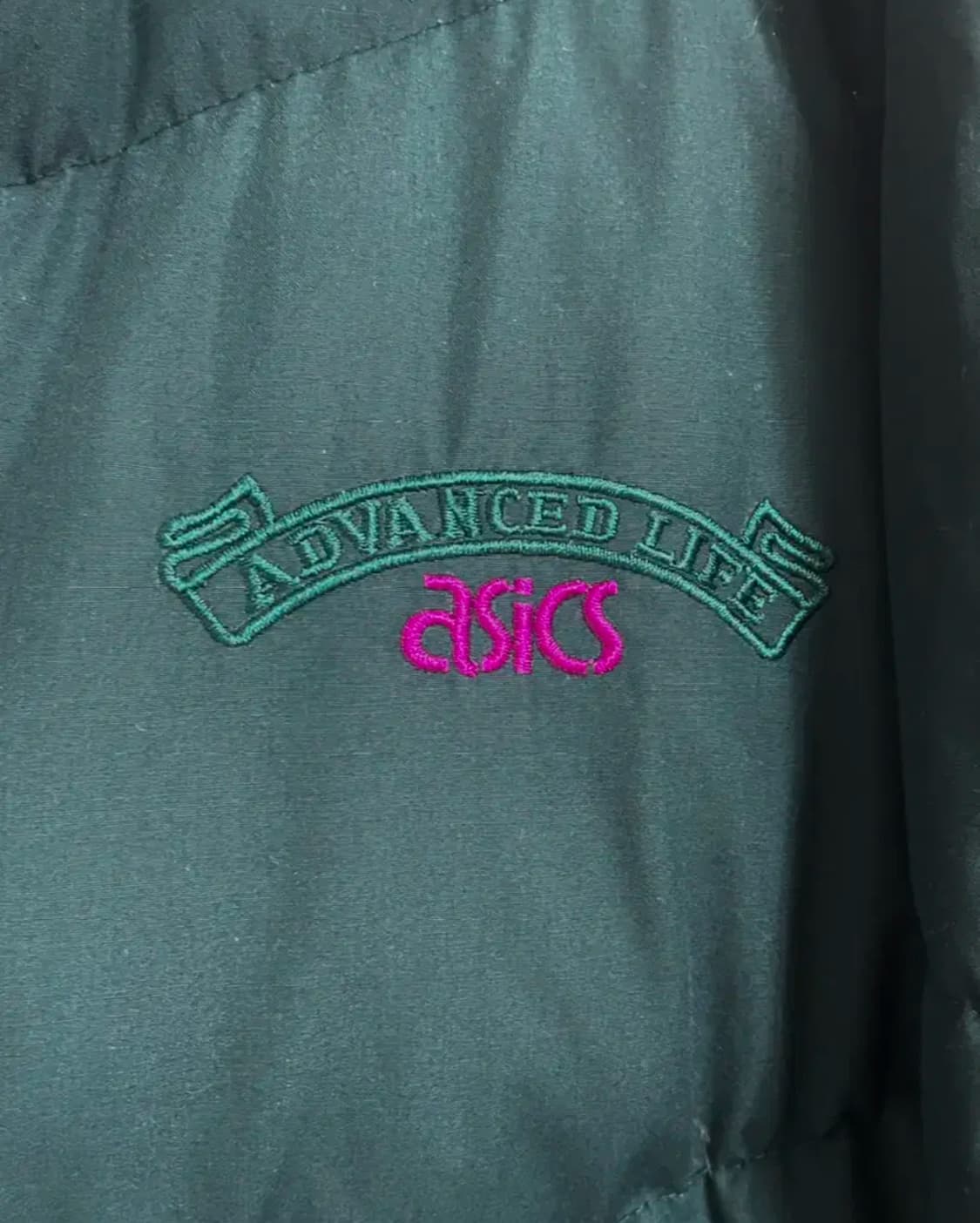 Asics 아식스 빈티지 배색 숏패딩 (L) 상품이미지2