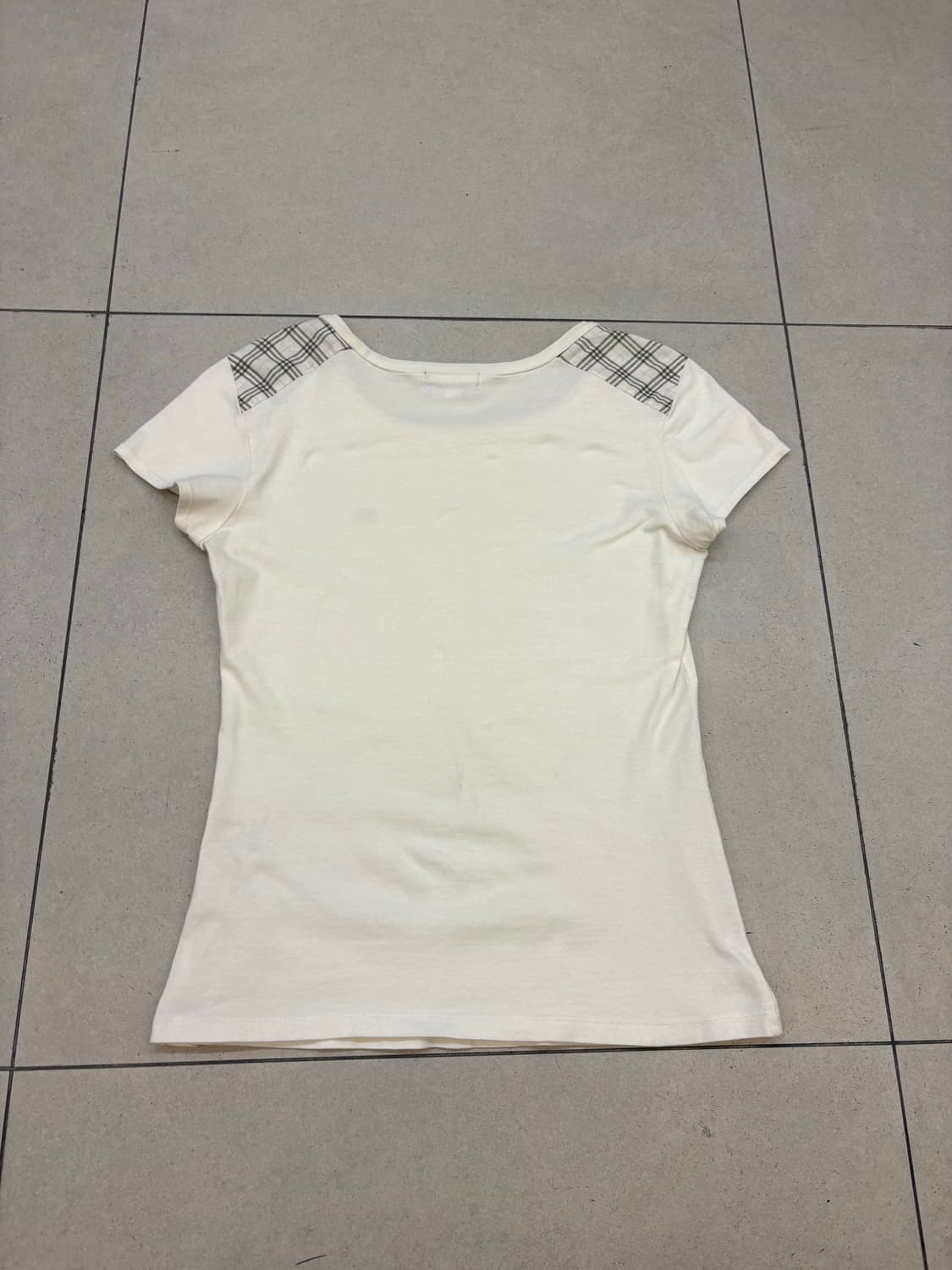 [ 38 ] 버버리 블루 라벨 숄더체크 티셔츠 상품이미지6