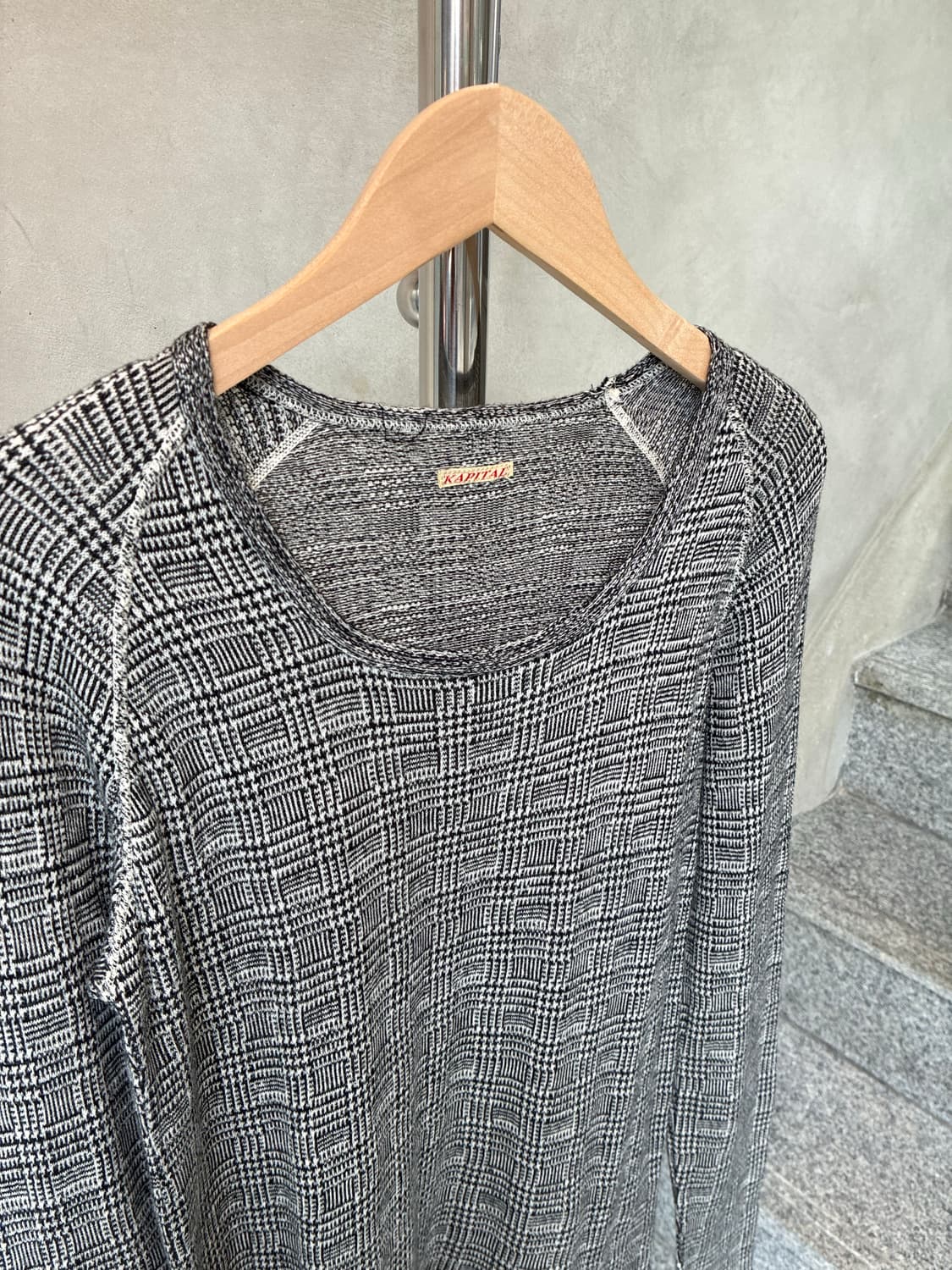 캐피탈 패치 니트 티셔츠 상품이미지6