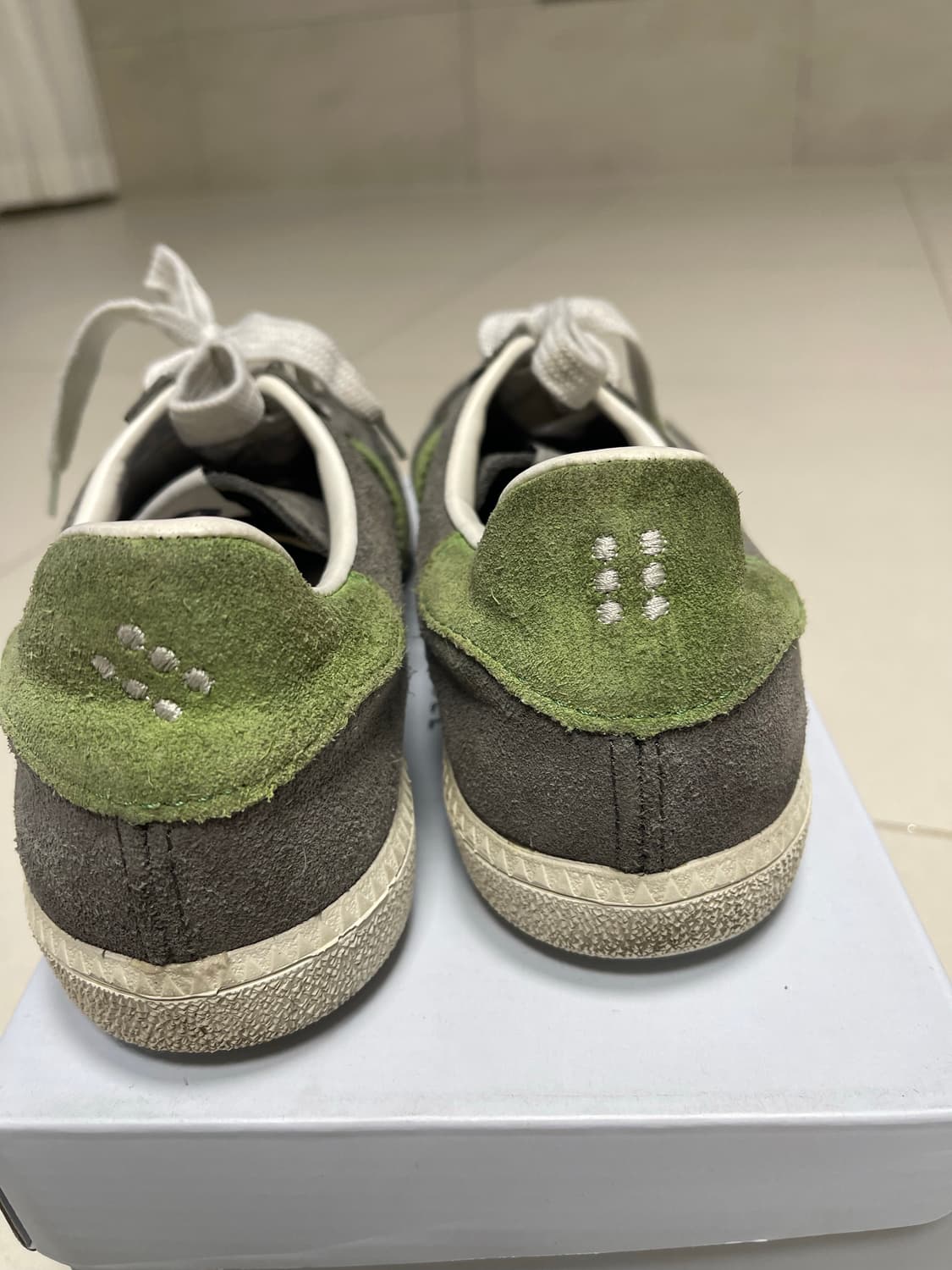 체코 브랜드 Botas66 스니커즈 41(260) 상품이미지5