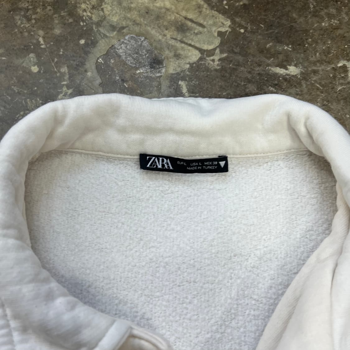 L) ZARA 자라 캐나다 몬트리올 로고 오버핏 스웻셔츠 맨투맨티 공용 상품이미지4