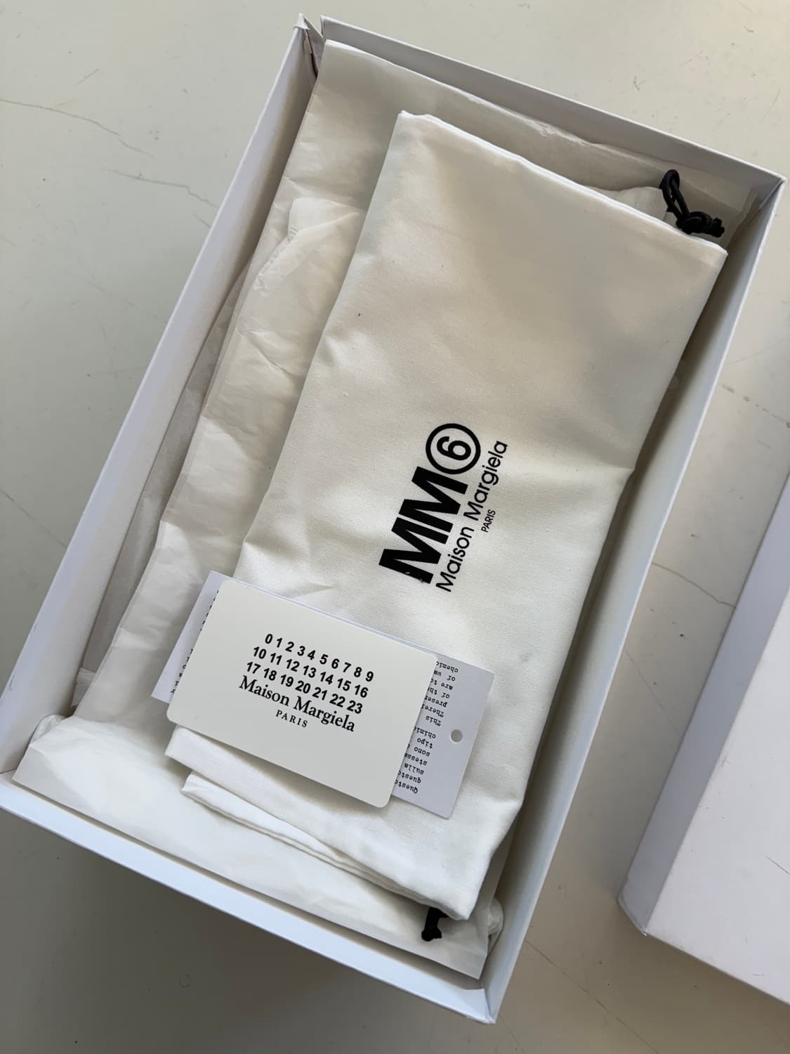 MM6 메종마르지엘라 스티치 디테일 레더 샌들힐 38 상품이미지6