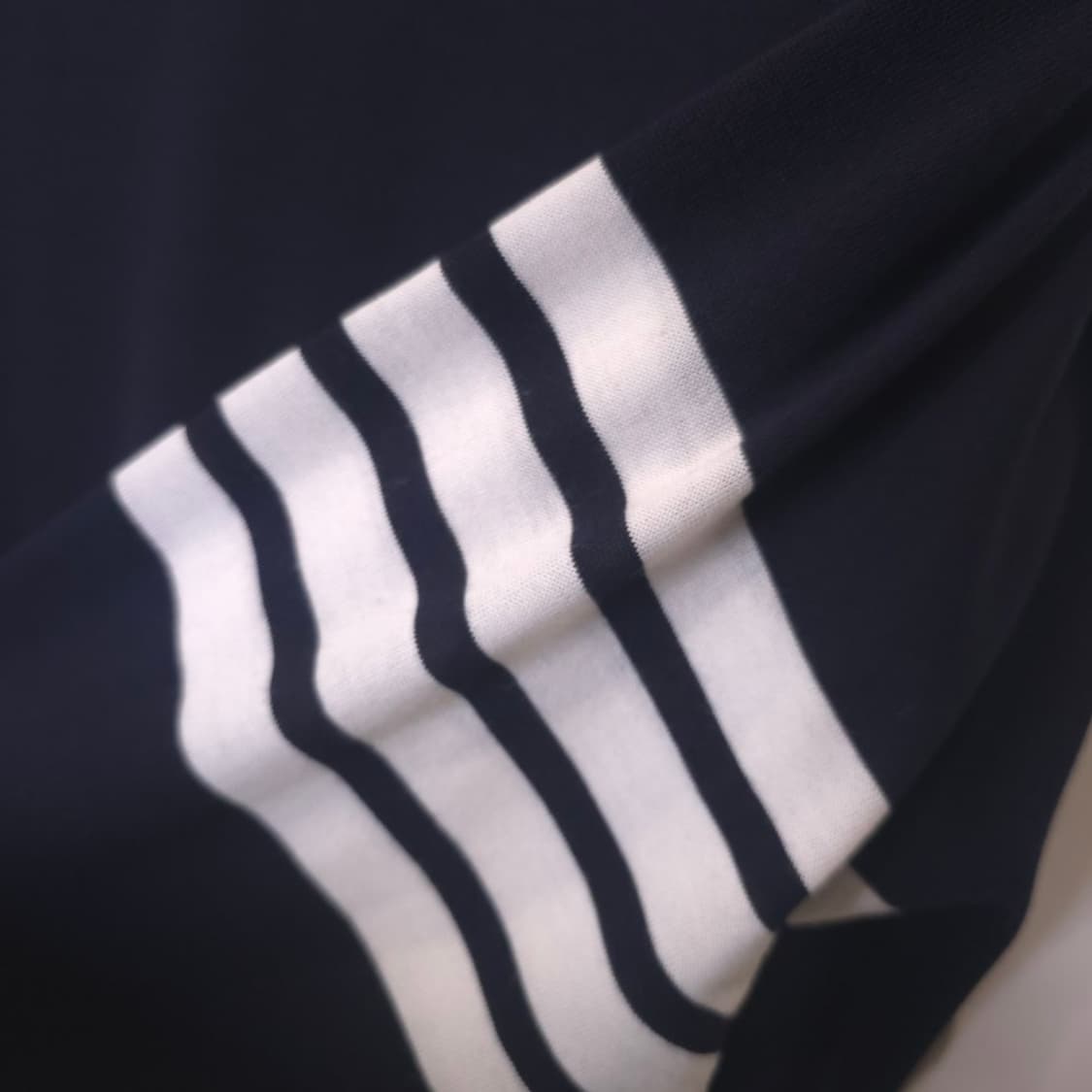 [중고/정품] 톰브라운 메리노 울 사선 니트 5 상품이미지3