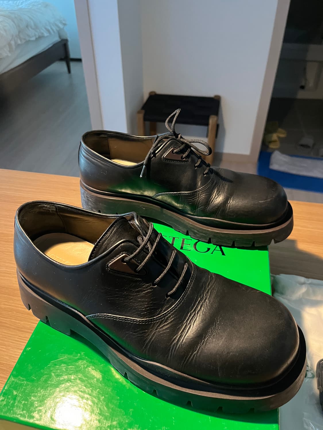 보테가베네타 타이어 더비 43 상품이미지3