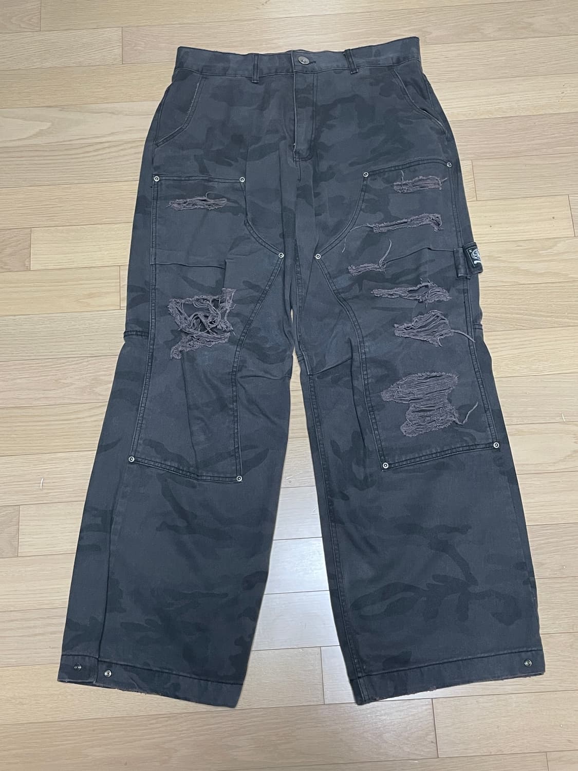 ETCE 더블니 디스트로이드 배기 팬츠 블랙 카모 상품이미지1