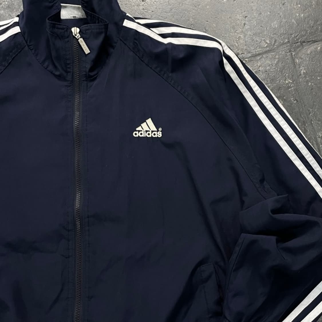 105 아디다스 올드스쿨 바람막이 상품이미지2