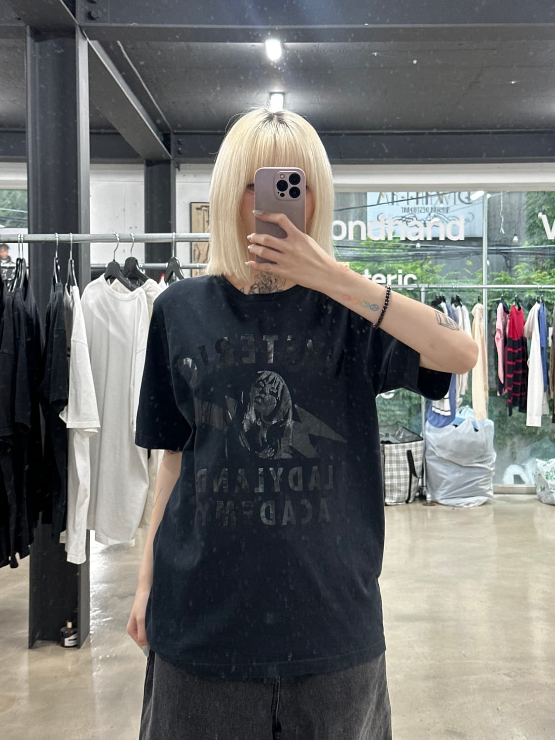히스테릭 글래머 레이디랜드 프린팅 블랙 반팔 티셔츠 상품이미지3