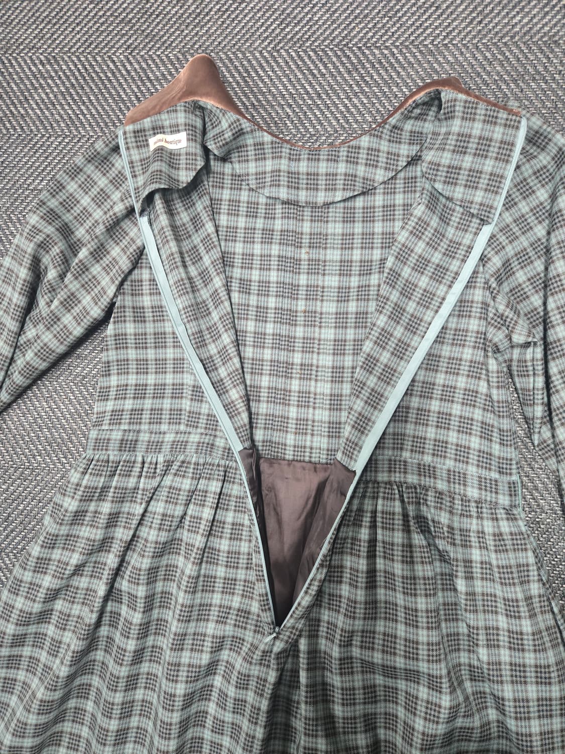 미미 부티크 Mimi Boutique 체크 롱 원피스 벨벳 카라 포인트 상품이미지5