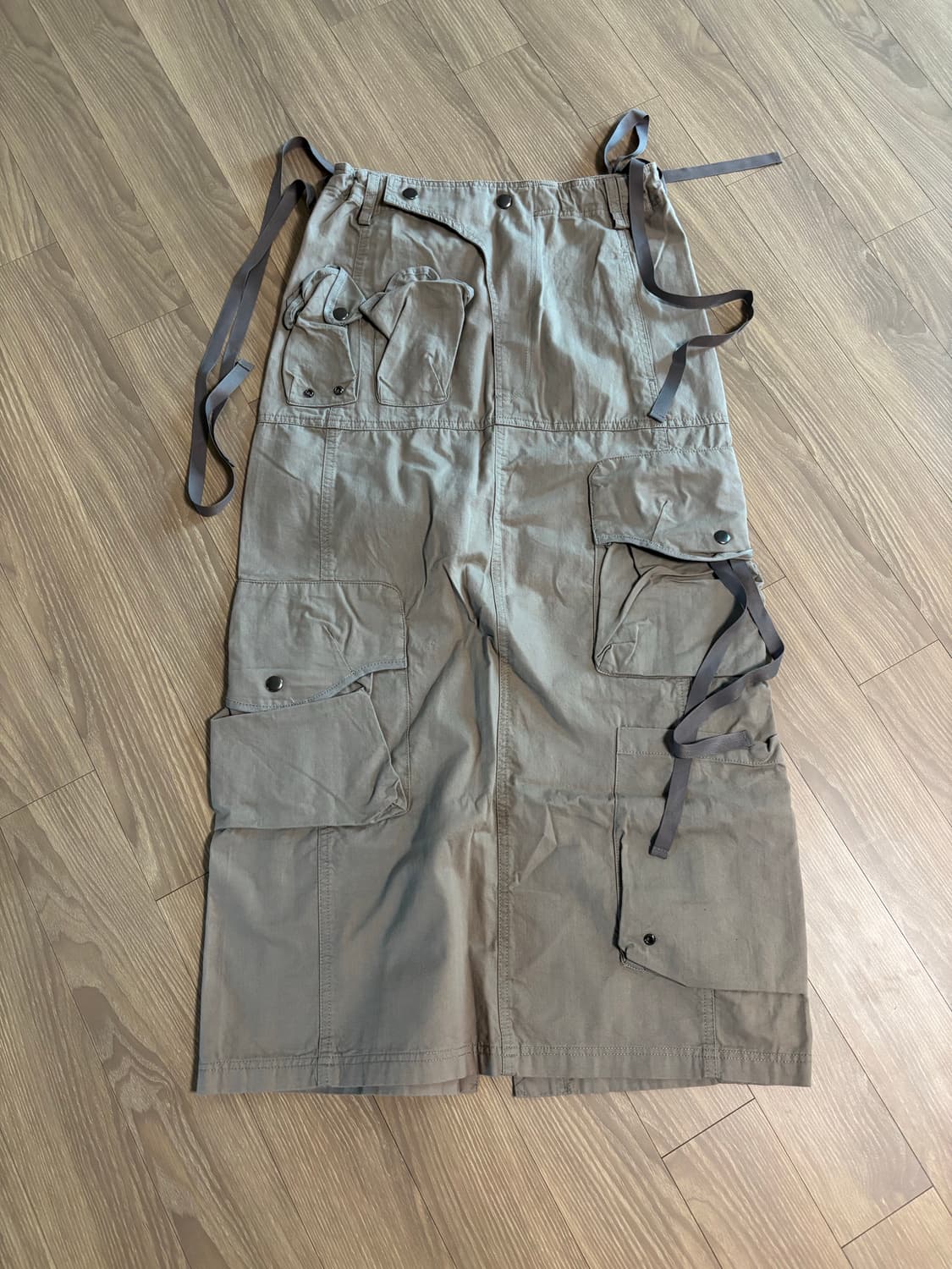 STRAP CARGO MAXI SKIRT VINTAGE BEIGE 상품이미지3
