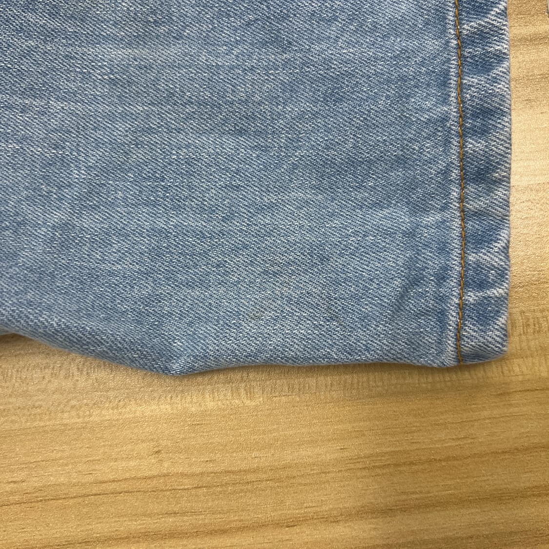 ami 아미 슬림핏 연청 데님 팬츠 31 상품이미지9