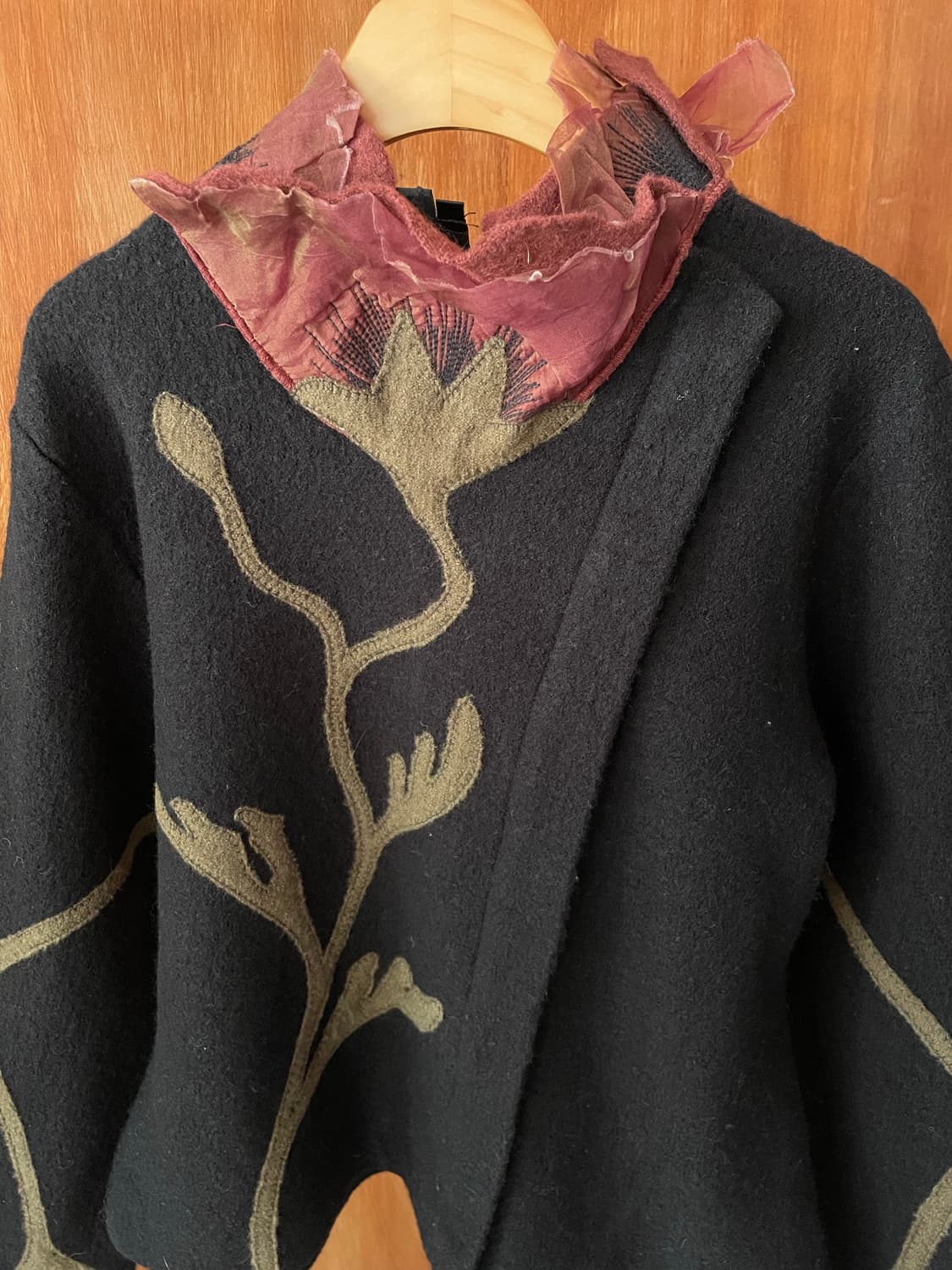 Floral embroidered art wool jacket 상품이미지4
