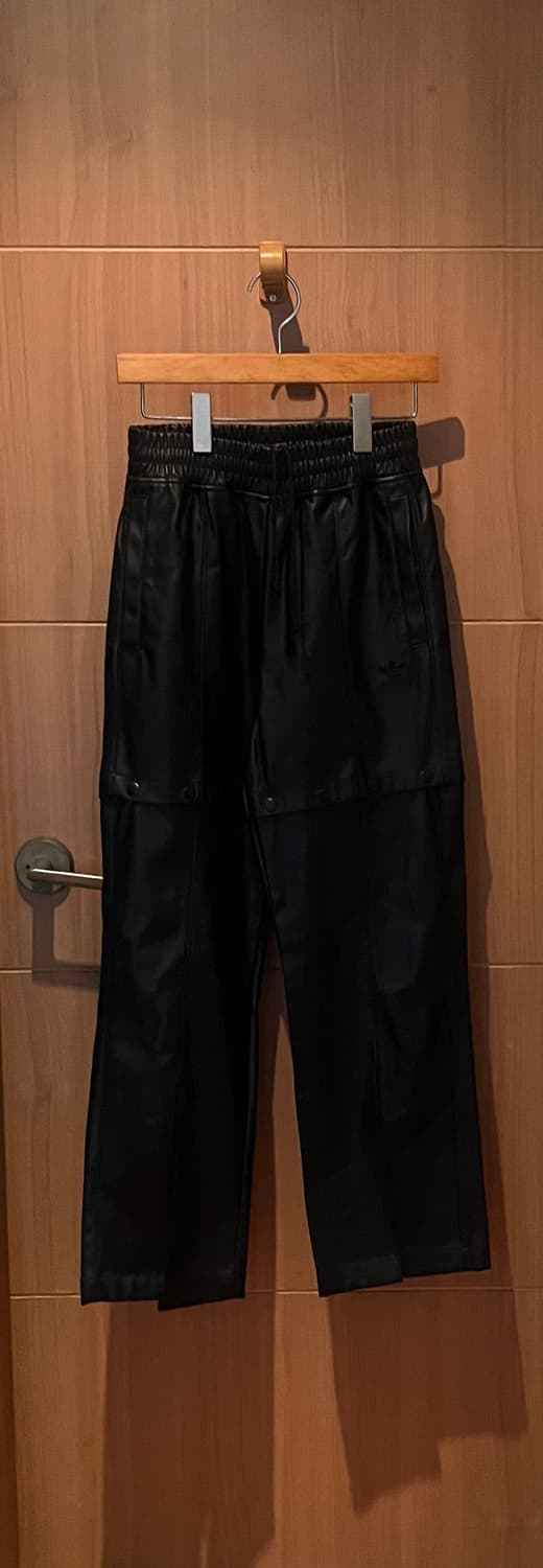 아디다스 블랙 레더 팬츠 ( 반바지 가능 ) 상품이미지1