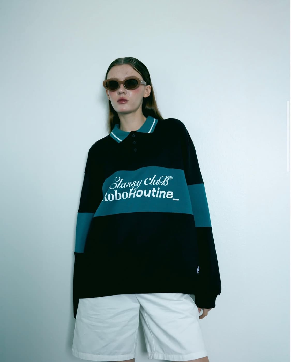 [새제품/L] Classy 폴로 스웻 셔츠 - 블랙 상품이미지4