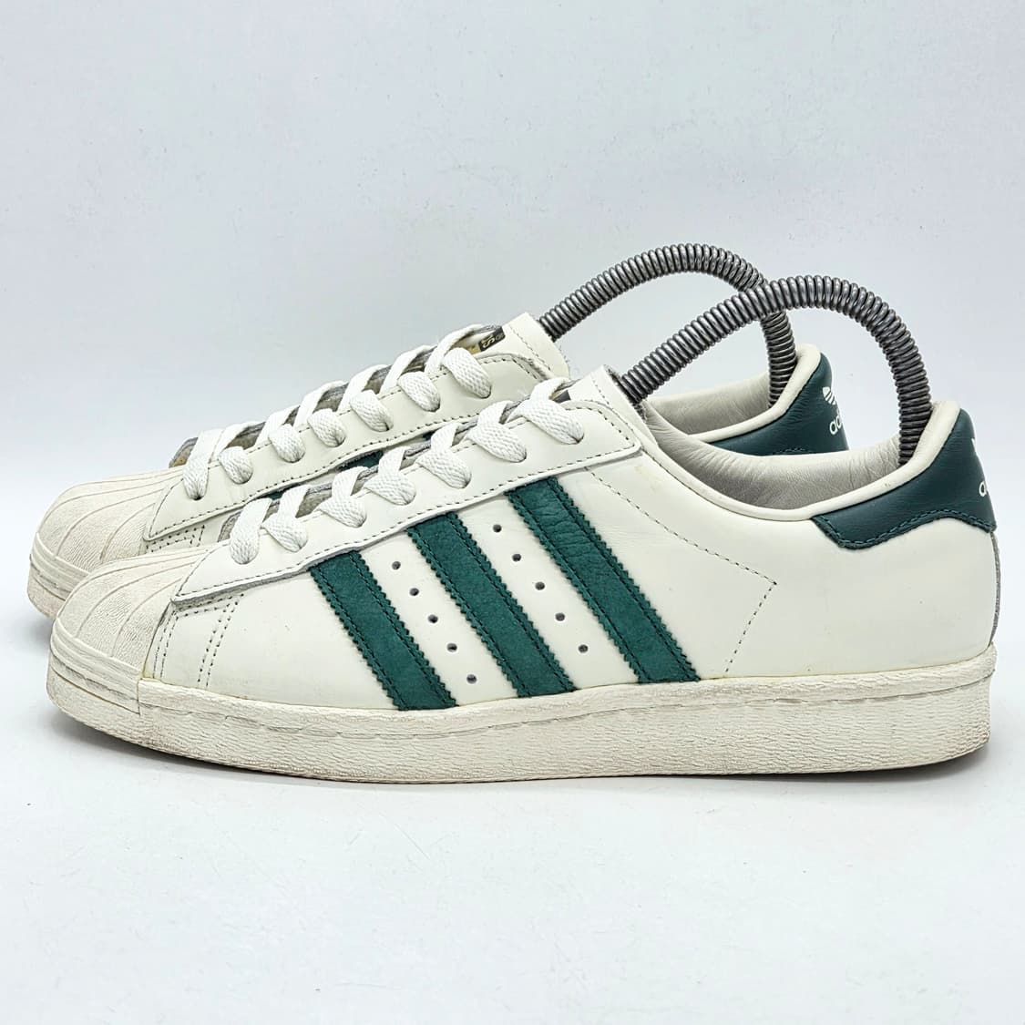 아디다스 슈퍼스타 80s 빈티지 디럭스 흰/초 (245) 상품이미지1