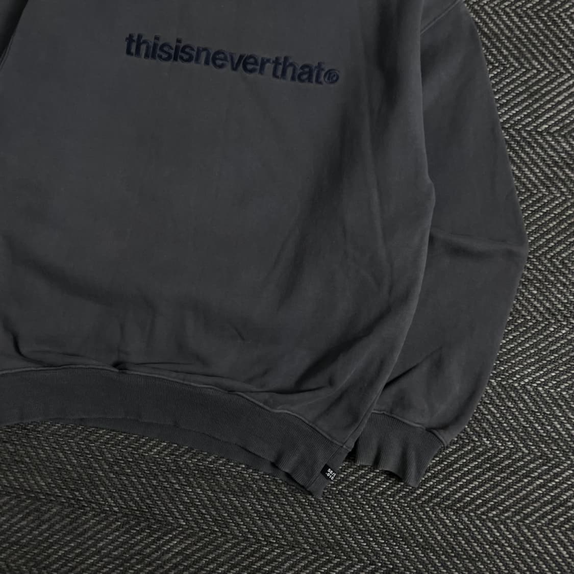 디스이즈네버댓 빅로고 피그먼트 스웻 셔츠y 3422 상품이미지3