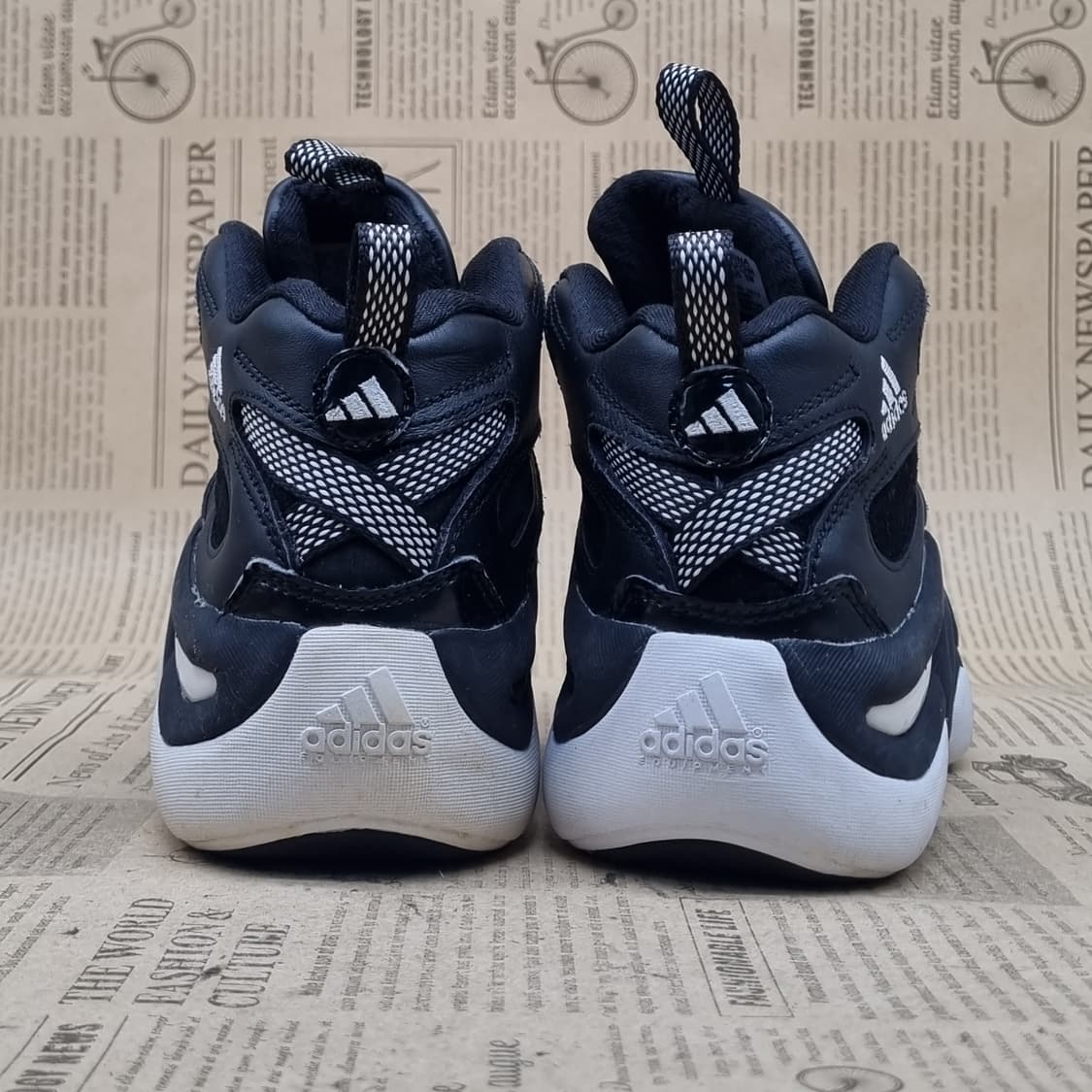 아디다스 크레이지8 미드225 상품이미지4