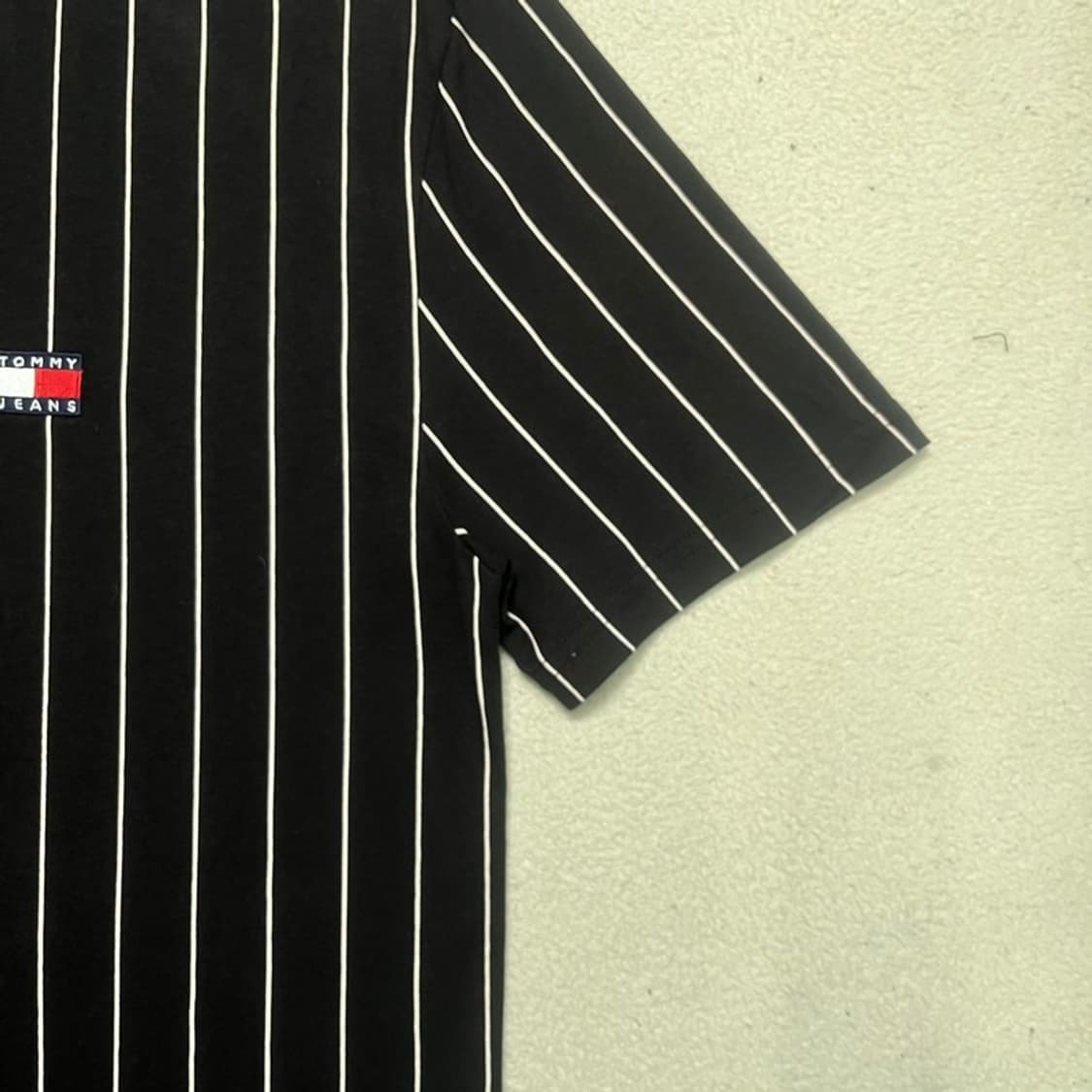 TOMMY HILFIGER 스트라이프 반팔 티 블랙 M 상품이미지3