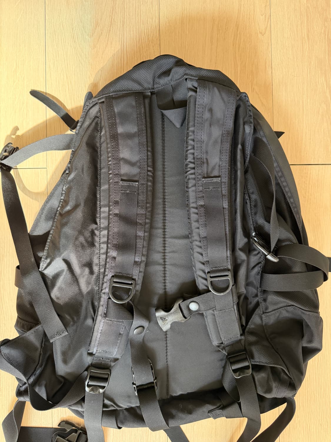 그레고리 데이앤하프 백팩 33L 상품이미지3