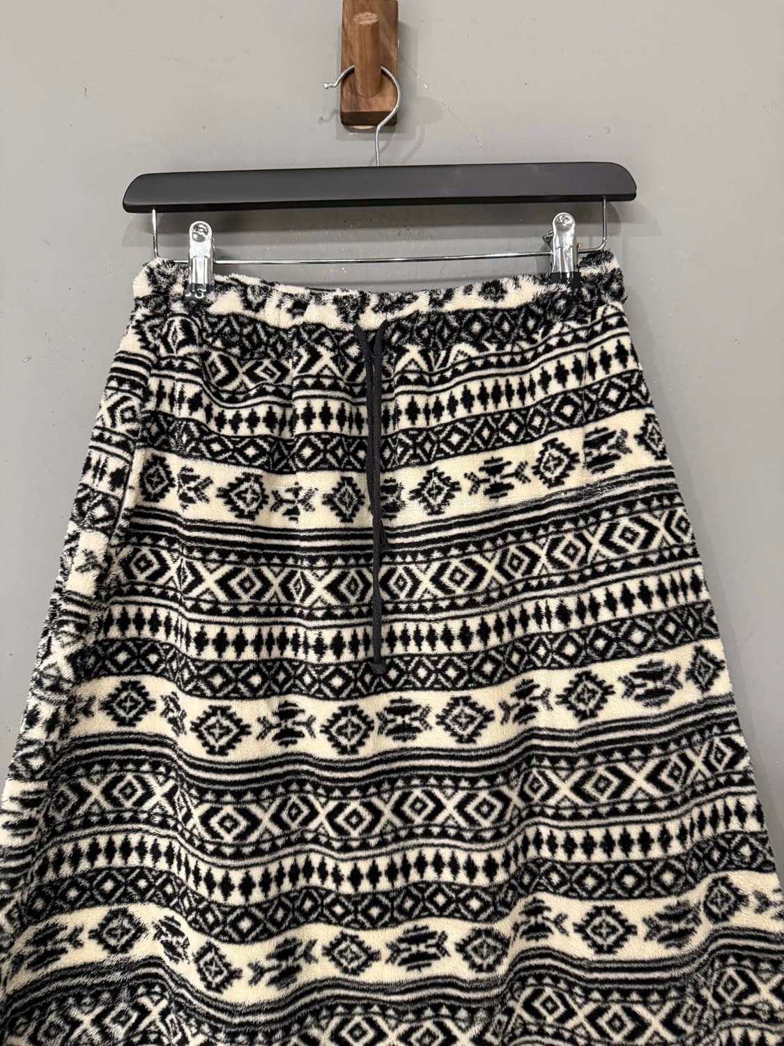 pattern detail fleece long skirt 상품이미지6