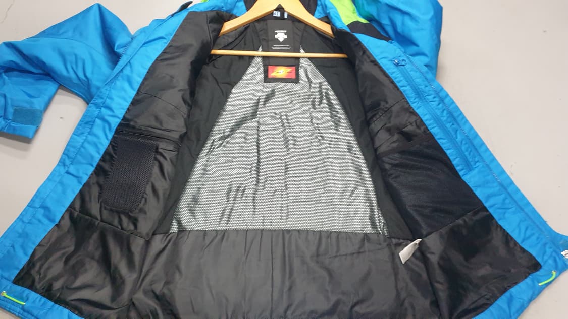 데상트 보드복스키자켓L 상품이미지3