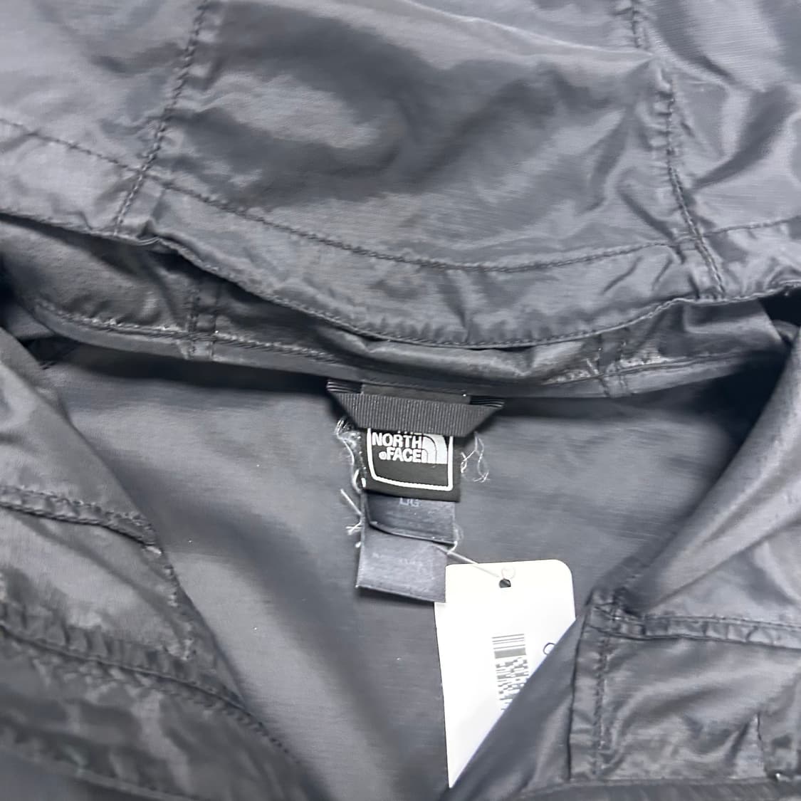 The North Face Black Windbreaker 상품이미지6