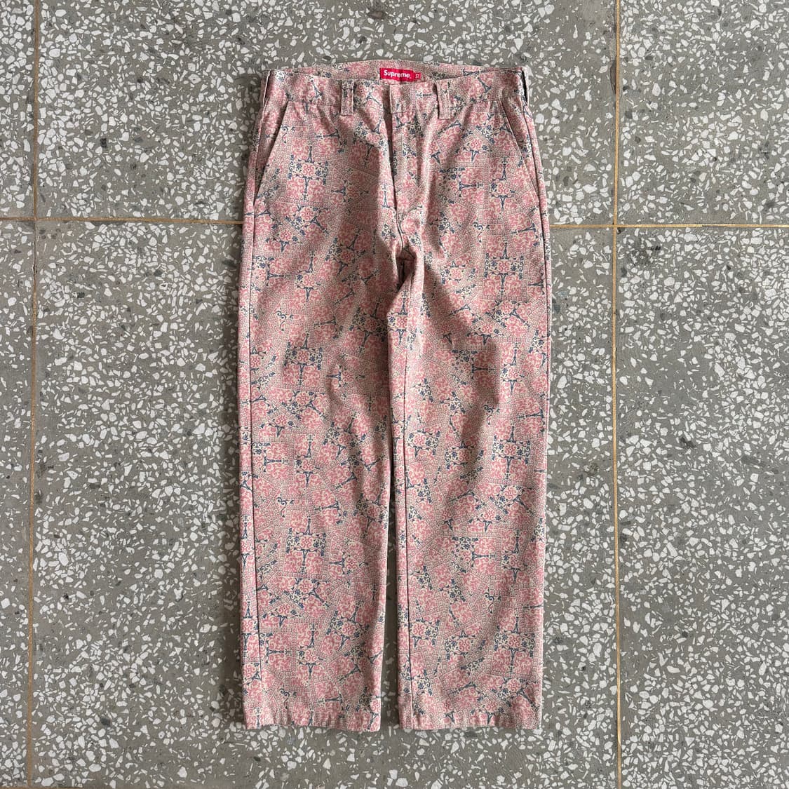 슈프림 워크 팬츠 카키 플로럴 카드 21fw 상품이미지1