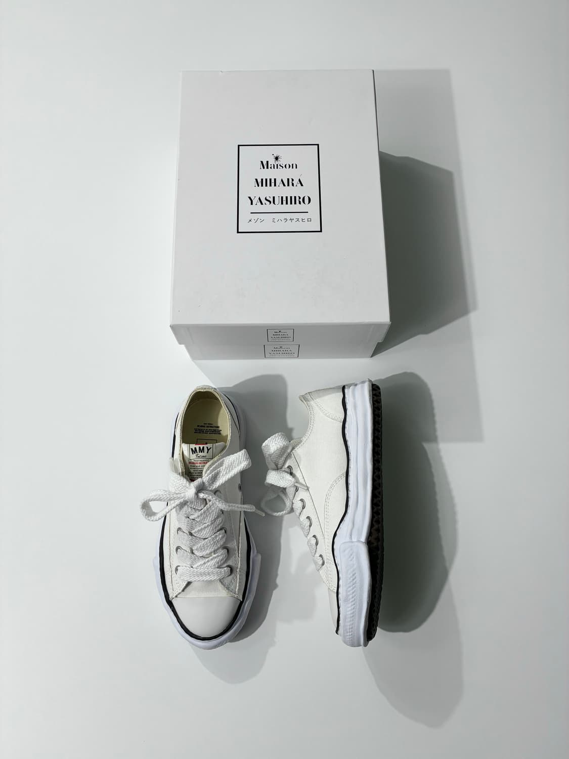 메종 미하라 야스히로 피터슨 OG 솔 캔버스 로우 스니커즈 화이트 상품이미지1