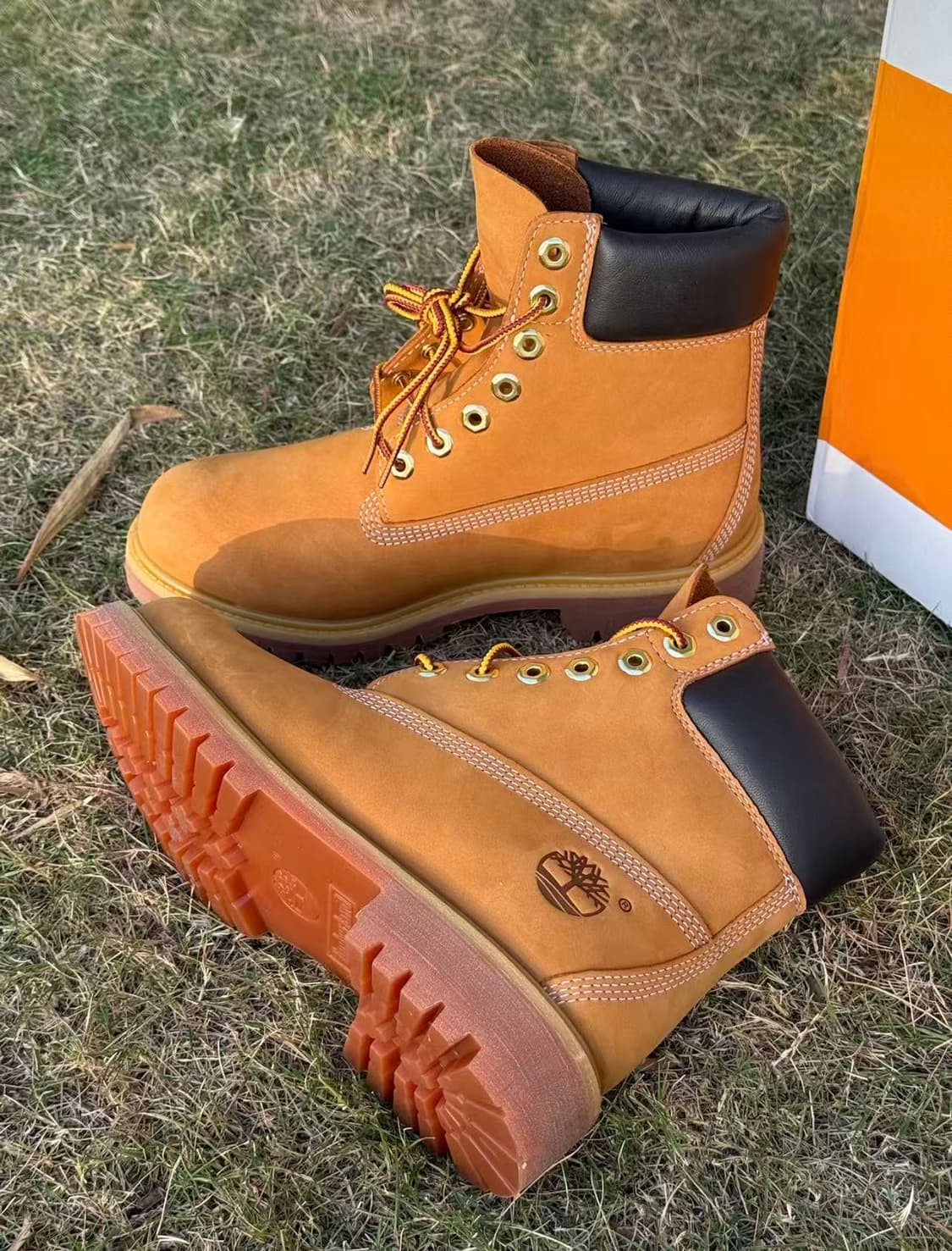 팀버랜드 프리미엄 6인치 워터프루프 부츠 위트 누벅 상품이미지4