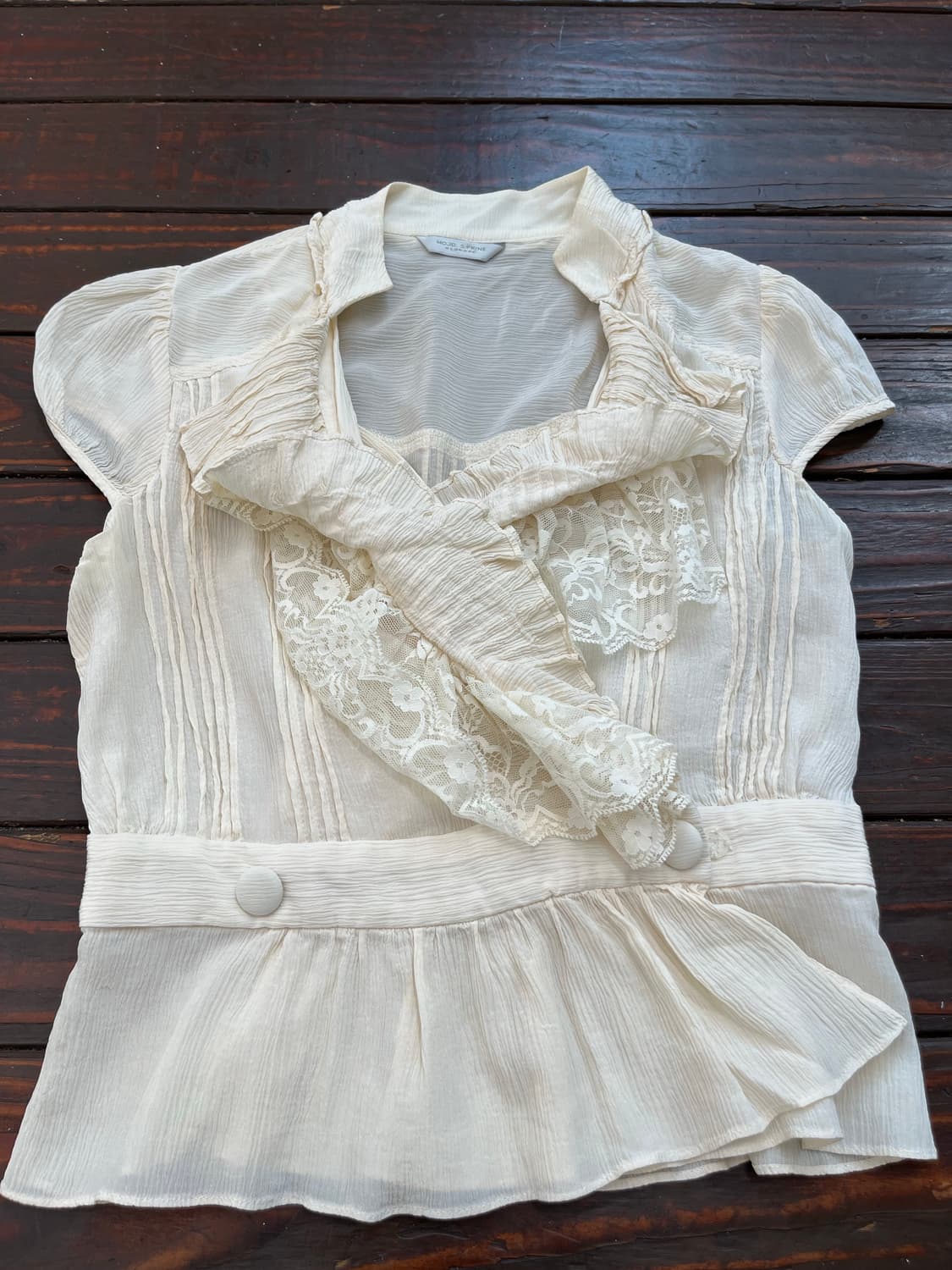 투버튼 레이스 블라우스 상품이미지4