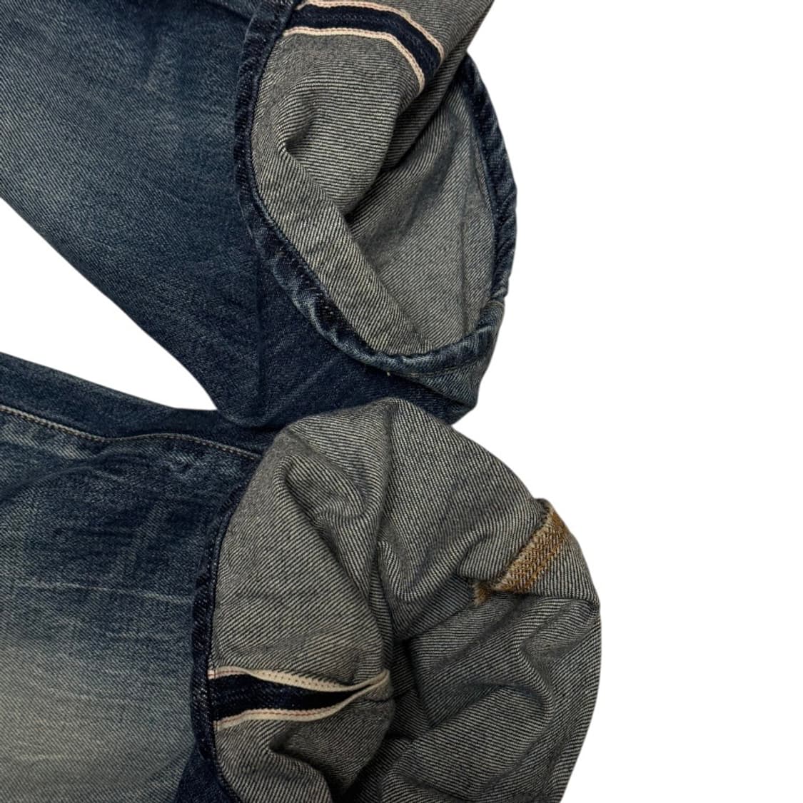 25FW 슈프림 디스트레스드 루즈핏 셀비지 진 32 상품이미지4