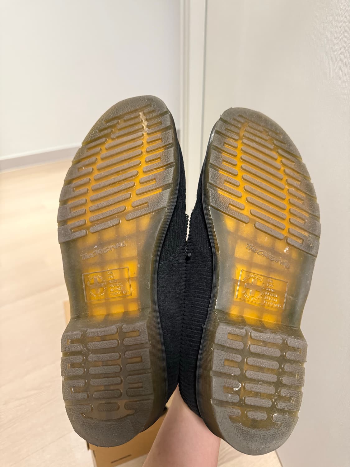 닥터마틴 1461 코듀로이 더비 블랙 280 상품이미지7