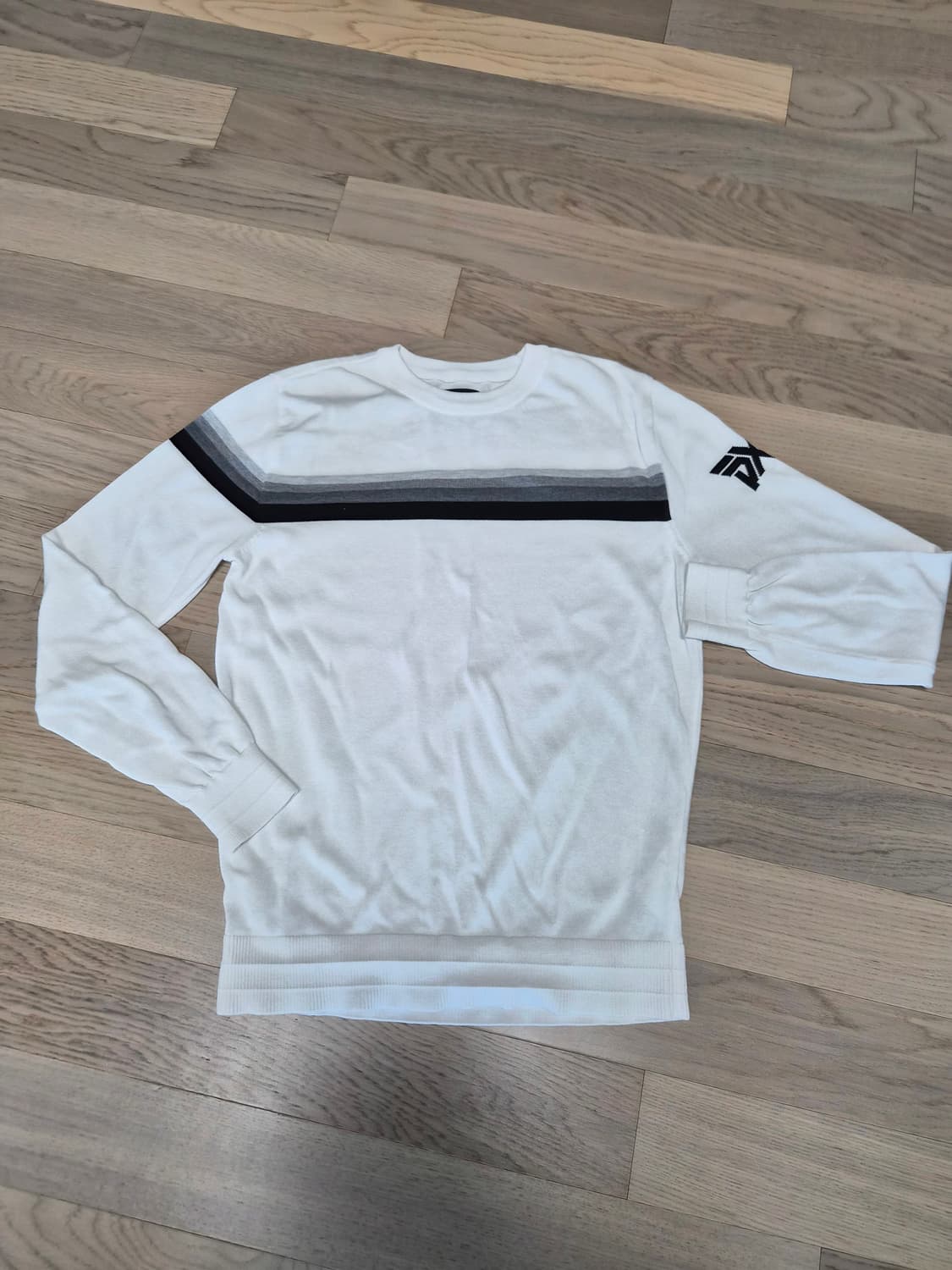 PXG 니트긴팔티셔츠 상품이미지1