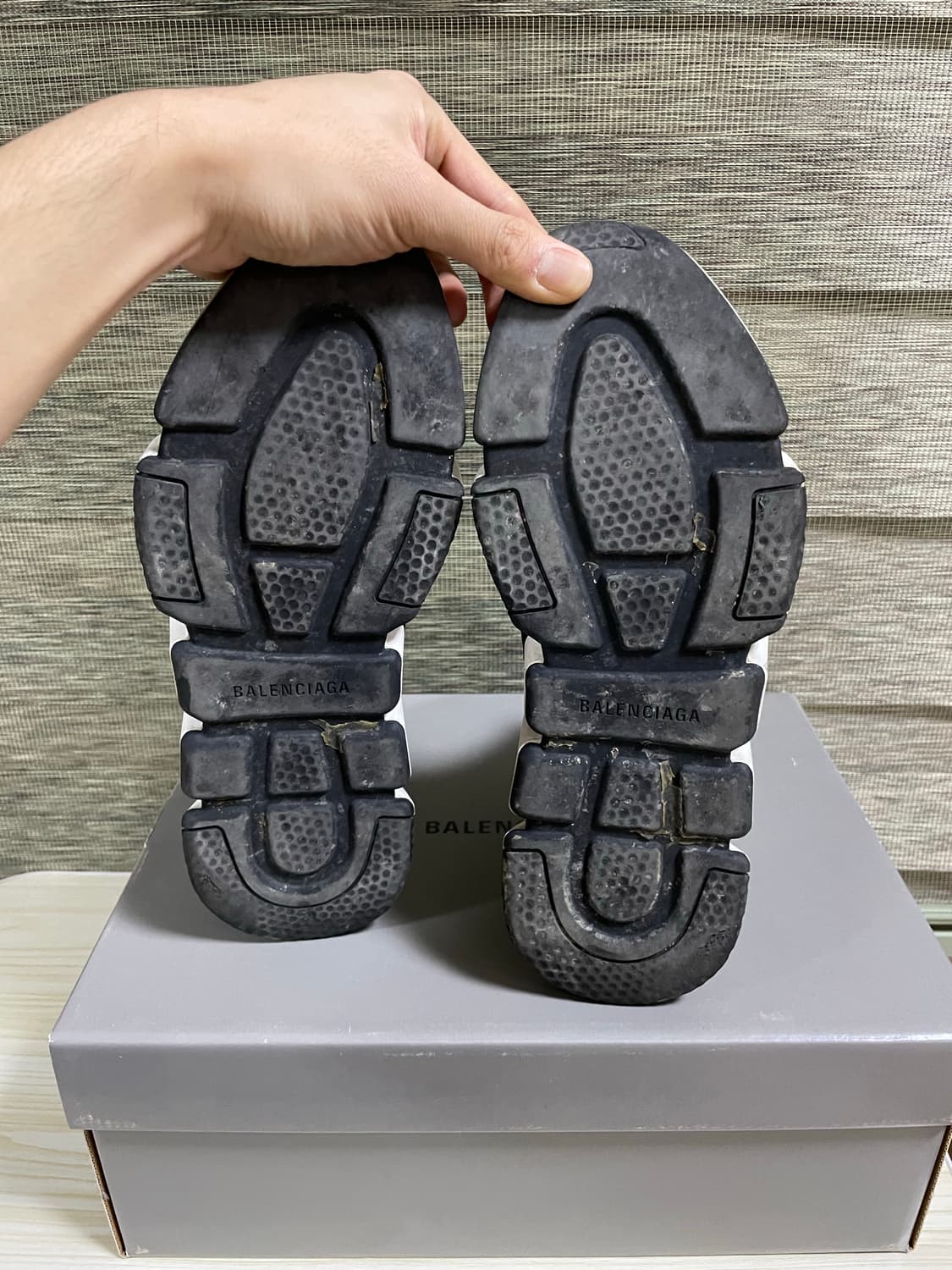 발렌시아가 스피드러너 블랙 42 상품이미지4