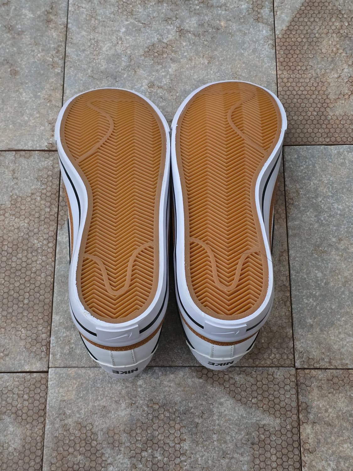 (240)나이키 코트 레거시 레더 스니커즈 상품이미지9