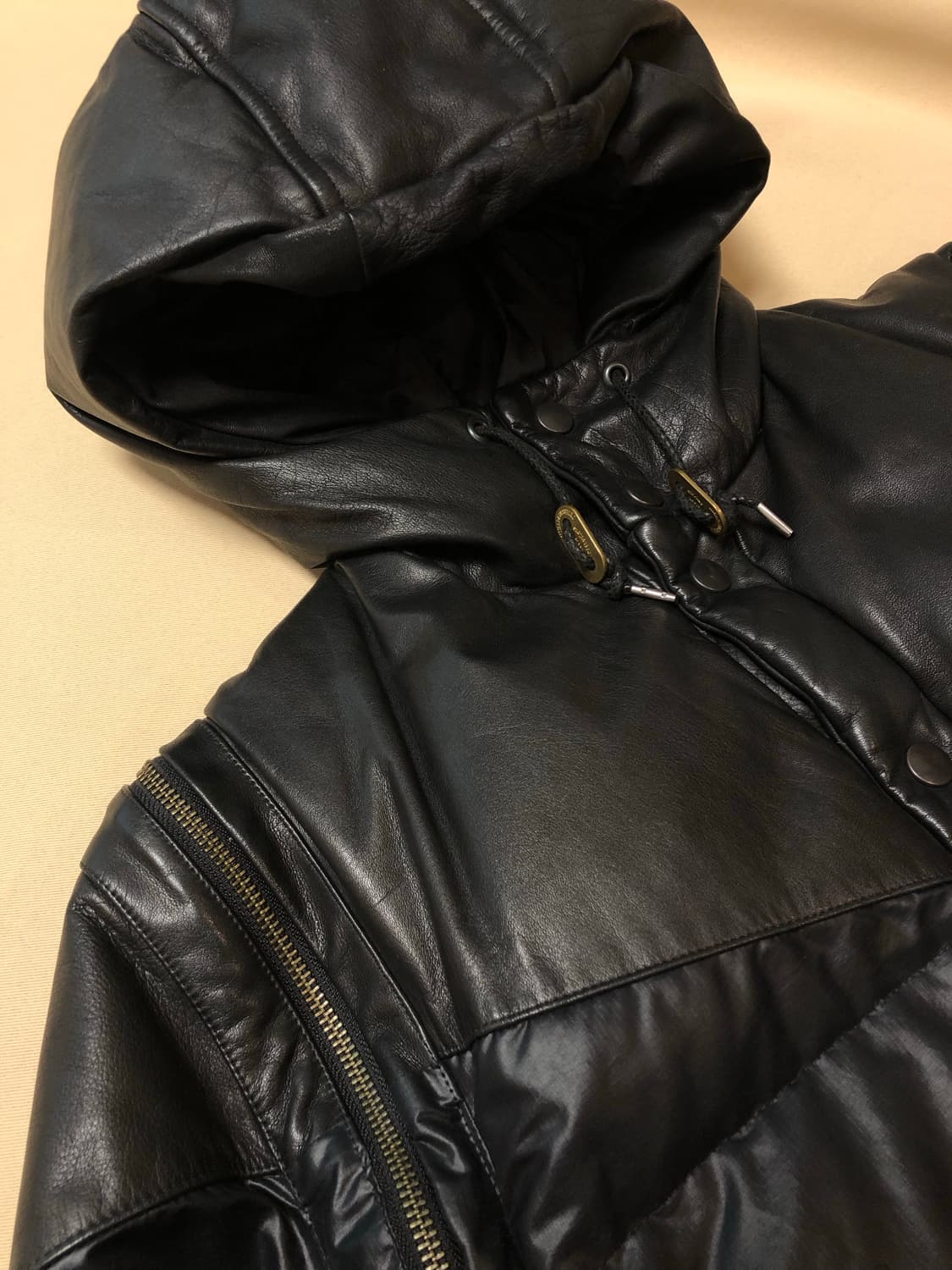 미하라야스히로 디어스킨 유틸리티 패딩 상품이미지1