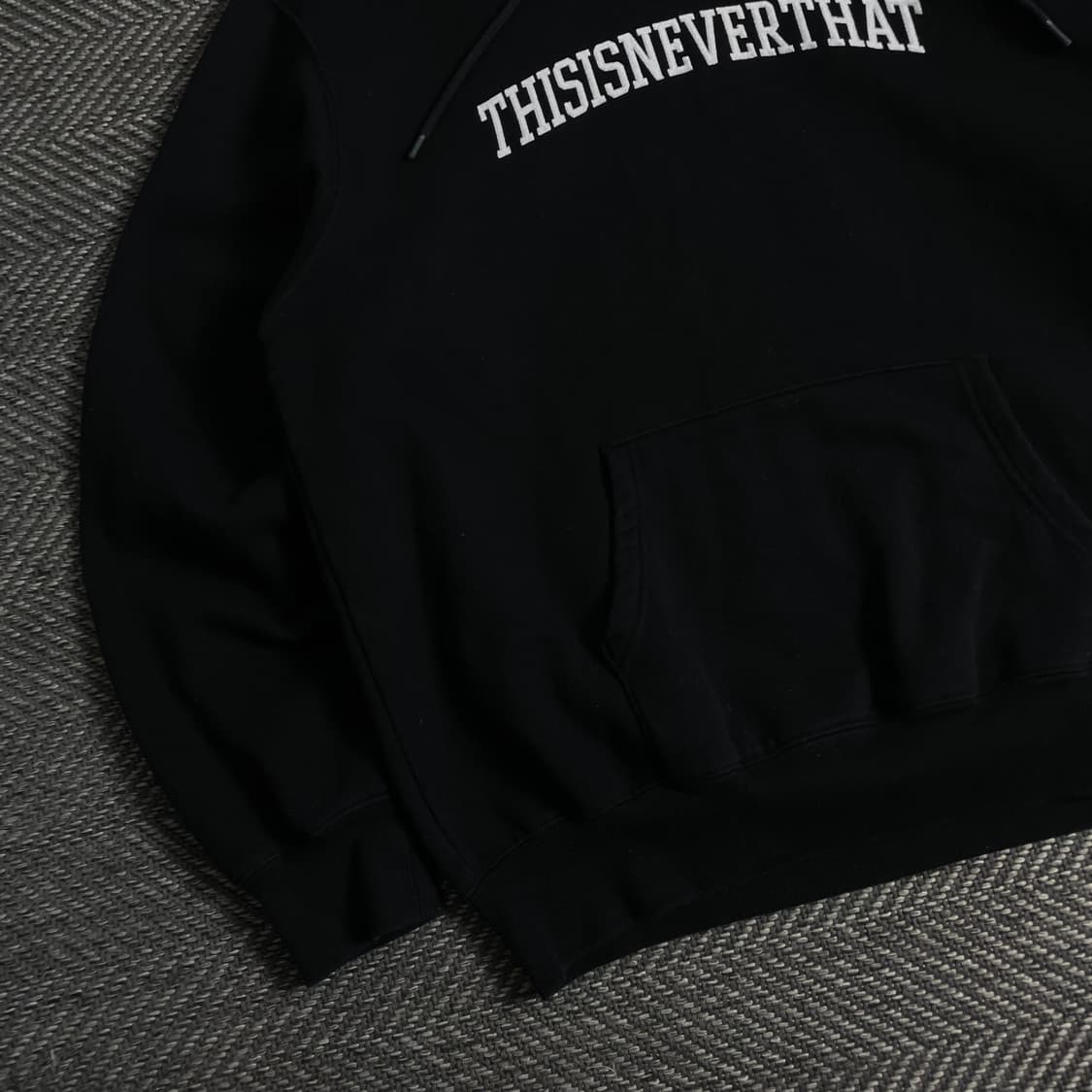 디스이즈네버댓 아치로고 박시핏 후드 티셔츠 y 3701 상품이미지4