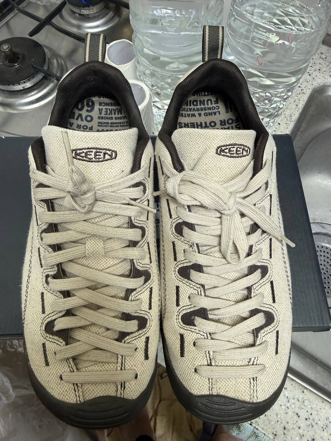 킨 재스퍼 스니커즈 내츄럴 캔버스 블랙 올리브 / 270사이즈 상품이미지1