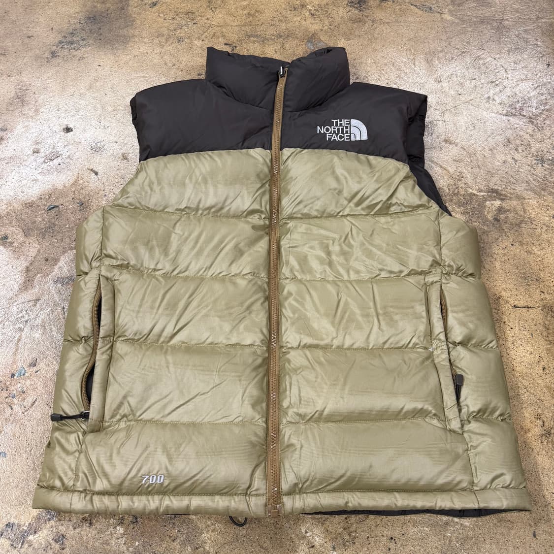 노스페이스 베이지 브라운 패딩 조끼 95 상품이미지2