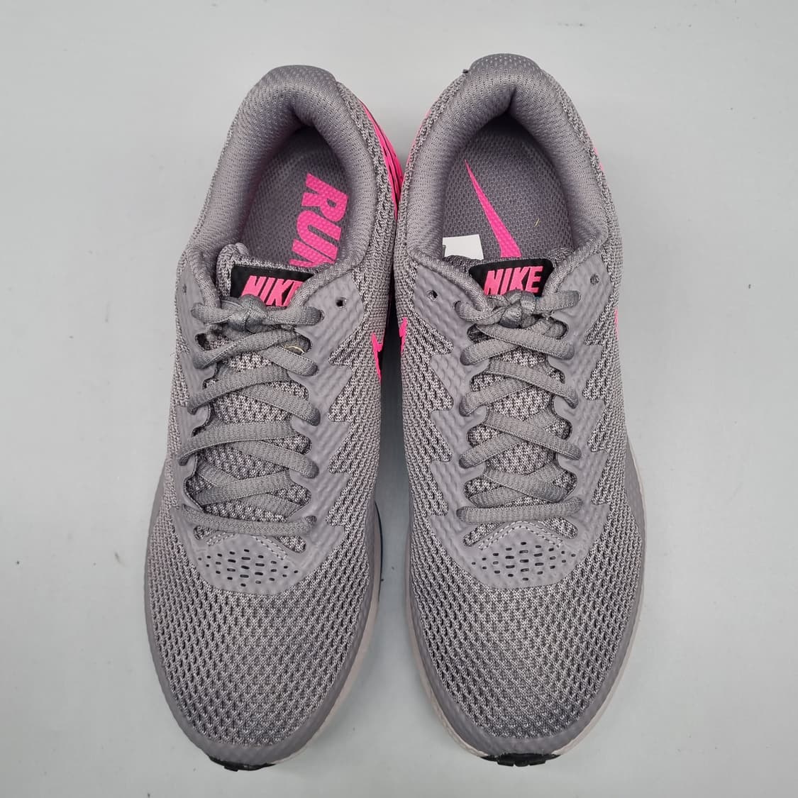 나이키 줌 올아웃 로우2 여성운동화235  상품이미지2