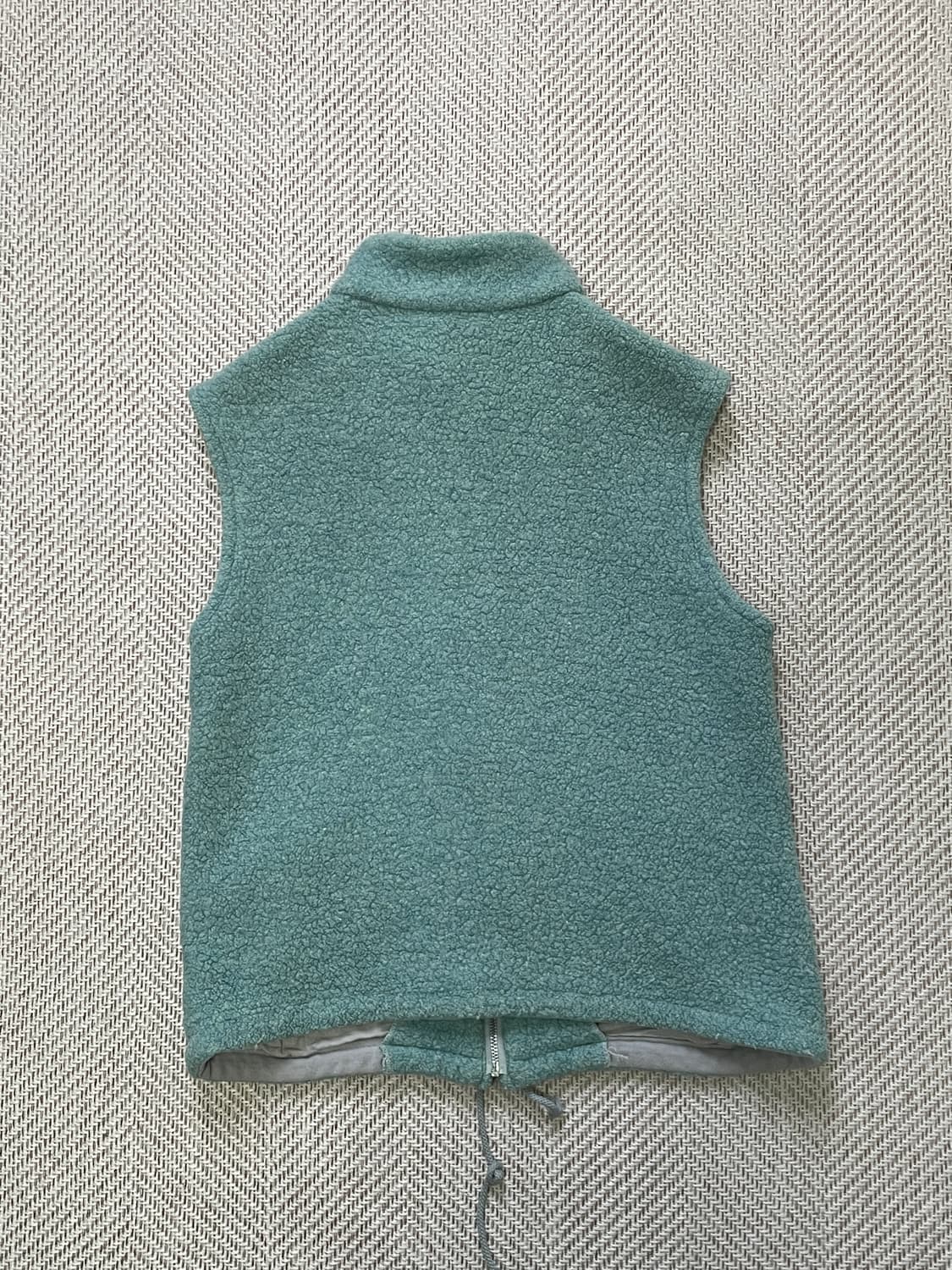 마이크제이콥스 플리스 베스트 J04095 상품이미지8