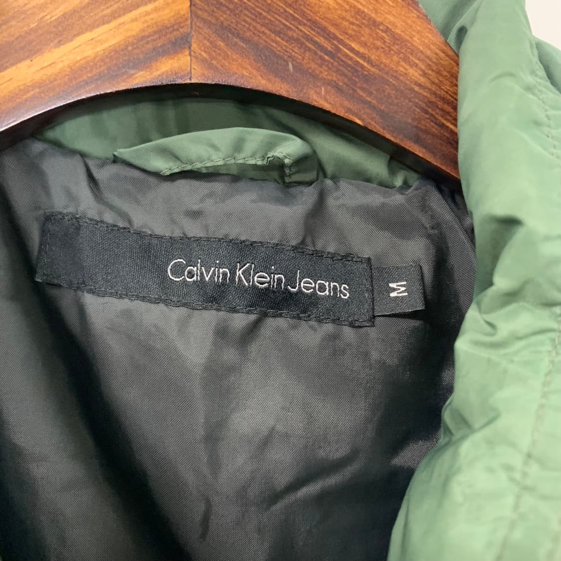 캘빈클라인 카키 포켓 패딩 봄버 자켓 상품이미지6