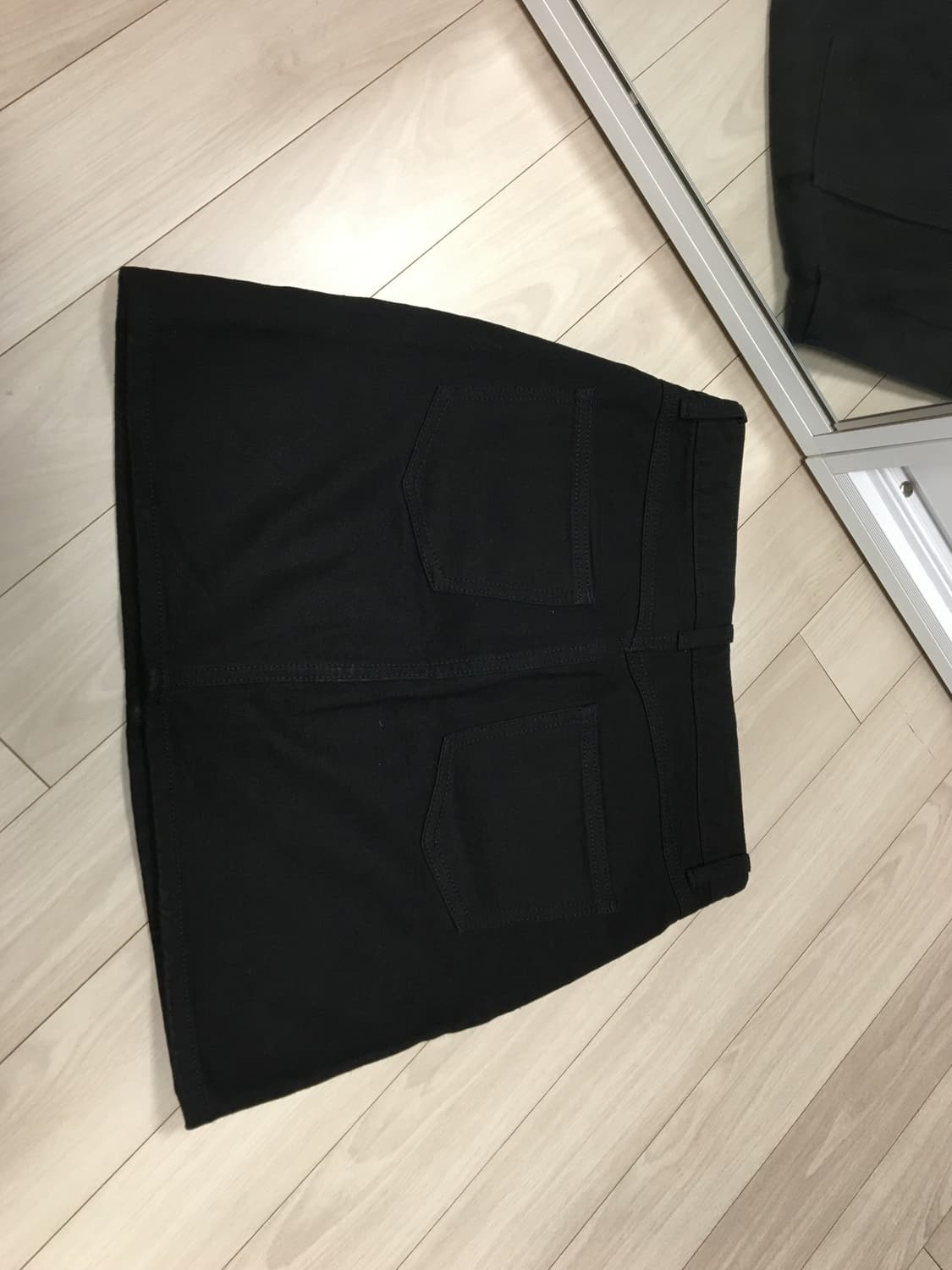 무신사 스탠다드 미니 스커트 블랙 상품이미지5