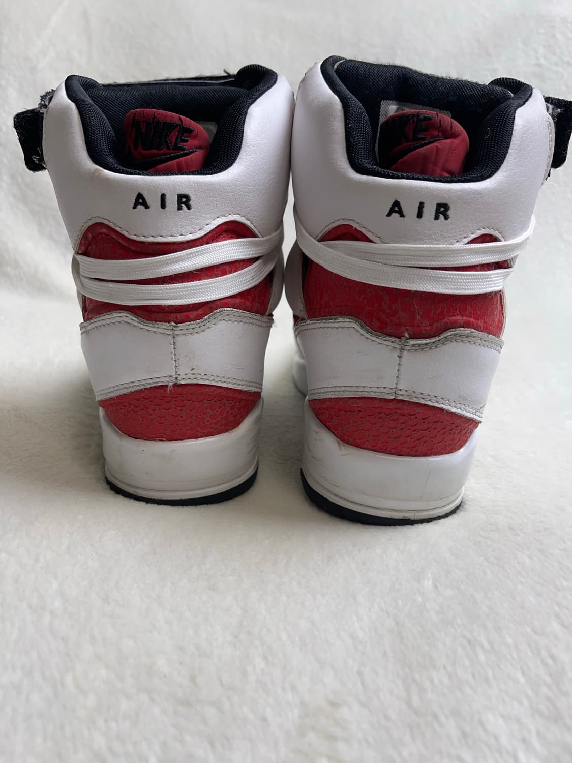 [250] 나이키 에어 레볼루션 스카이 하이 상품이미지5