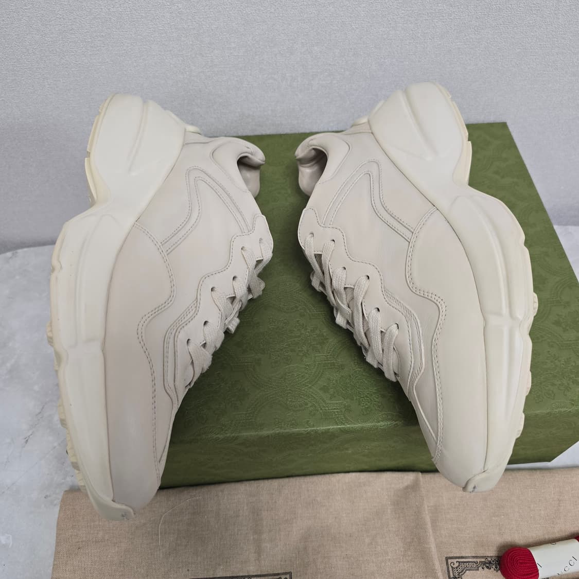 구찌 라이톤 스니커즈 신발 7.5사이즈 265 270 판매 상품이미지4