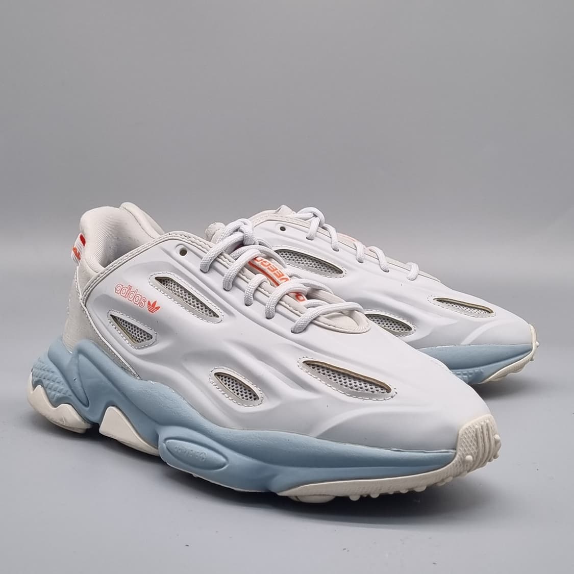 아디다스 오즈위고 셀록스 여성운동화235  상품이미지1