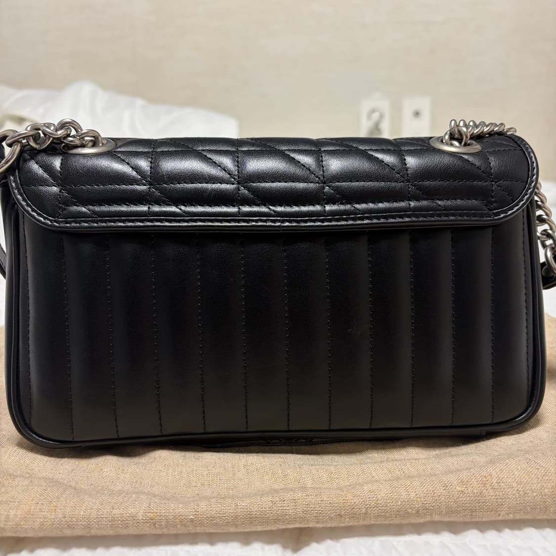 구찌 GG 마몽 스몰 숄더백 은장 상품이미지5