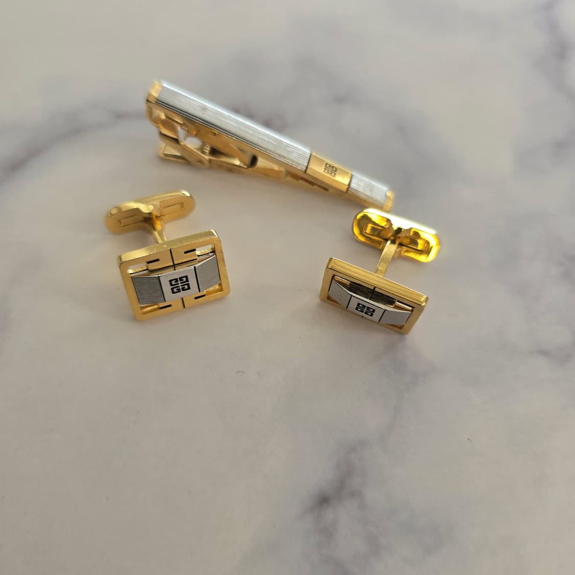 지방시 정품 명품 넥타이핀,커프스세트 5.2cm A+등급  J4
 상품이미지8